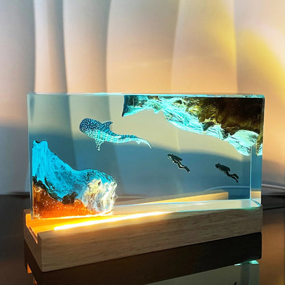 Ocean Animals Organism Resin Table Light Creactive Art Decoration Lamp Whale Shark Diver Theme Night Light USB Charge