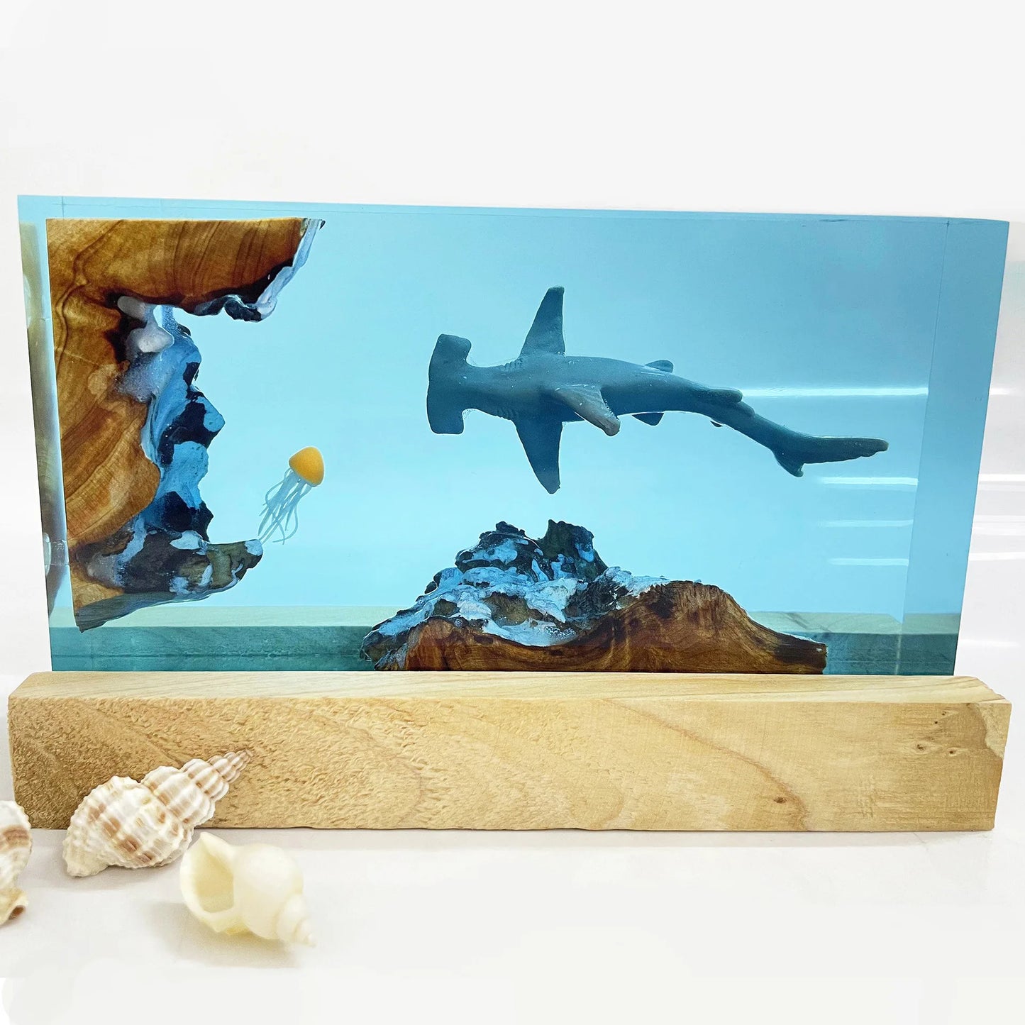 Ocean Animals Organism Resin Table Light Creactive Art Decoration Lamp Whale Shark Diver Theme Night Light USB Charge